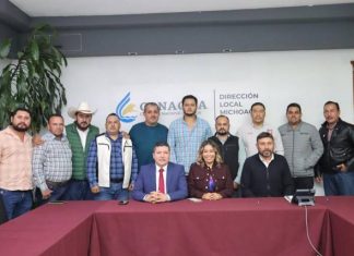 Vicente Gómez participa en reuniones de gestión para beneficio del Distrito XIX