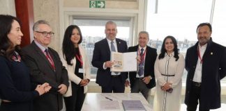 Bedolla presenta en Unesco expediente para que Pátzcuaro sea Patrimonio Mundial