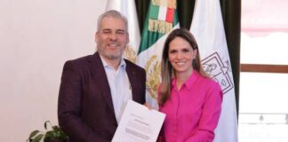 Entrega Bedolla, titularidad del SEPINNA a Daniela de los Santos
