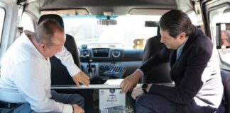 Alfonso Martínez y transportistas promueven becas del Colegio de Morelia