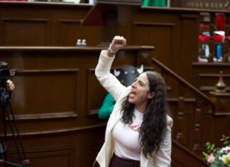 Giulianna Bugarini presenta iniciativa para prohibir la tauromaquia en Michoacán