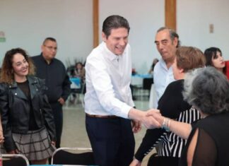 Liderazgos reconocen el trabajo de Alfonso Martínez