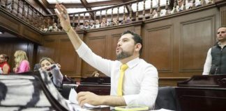 Octavio Ocampo va por la Cero tolerancia al Acoso; impulsa sanciones más severas en Michoacán