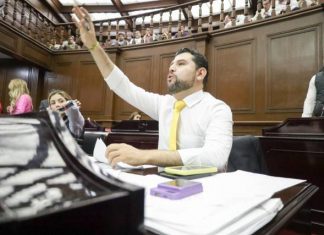 Octavio Ocampo va por la Cero tolerancia al Acoso; impulsa sanciones más severas en Michoacán