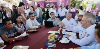 Atiende Bedolla propuestas ciudadanas en audiencia pública en Los Reyes