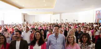 Presenta Alfonso Martínez el programa Mujeres al 1000×10