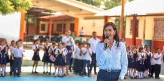 SEE reconoce dedicación de docentes en 11 mil escuelas