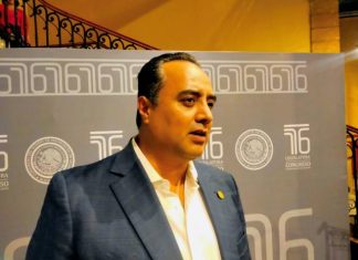 «Silvano Aureoles, escondido y con detención inminente»: Celis Silva