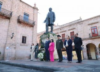 Gobierno de Morelia conmemora Natalicio de Benito Juárez
