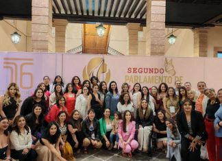 Respalda Brissa Arroyo iniciativas de participantes en Parlamento de Mujeres