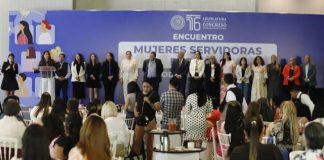 Reconoce Congreso del Estado a sus trabajadoras