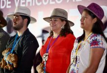 Participa Fabiola Alanís en actividades culturales y sociales de Uruapan