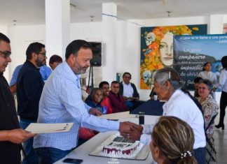 Julio Arreola reconoce el compromiso de trabajadoras y trabajadores municipales en su etapa de jubilación