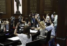 Modifica 76 Legislatura nombre de dos Comisiones de Dictamen