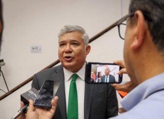 Tres autos de vinculación a proceso, contra ex funcionarios del Congreso por compra de software