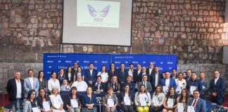 Red Juntos por Michoacán entrega a docentes el reconocimiento “Mérito a la Excelencia Educativa”