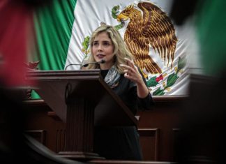 Brissa Arroyo presenta iniciativa para ubicar en el marco legal la violencia obstétrica