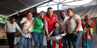 Reconoce Vicente Gómez a la niñez y a las mamás con festejos en el Distrito XIX