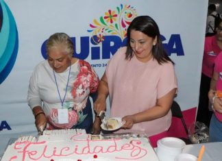 Con verbena, regalos y mucho cariño, celebran a las mamás en Quiroga