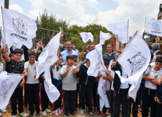 Julio Arreola da banderazo de inicio a obras en las colonias Lázaro Cárdenas y Jacarandas