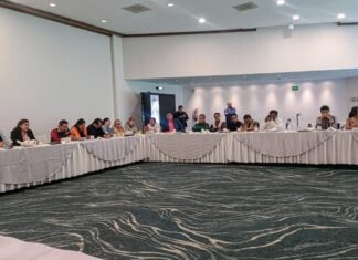 Se reúne Comité de Comunicación del Congreso con periodistas michoacanos