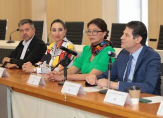 Alfonso Martínez refrenda apoyo y solidaridad a migrantes