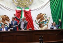 Convoca Congreso a proponer merecedores a la Condecoración “Suprema Junta Nacional Americana”, 2025