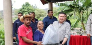 Mantiene cercanía Vicente Gómez con población del Distrito XIX