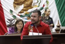 Propone Reyes Galindo reducción de regidores en municipios de Michoacán