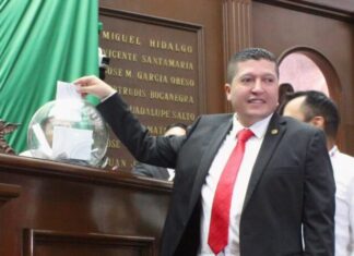 Vicente Gómez Núñez respaldará gestión de Carlos Torres Piña como Fiscal General del Estado