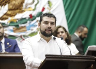 Octavio Ocampo celebra aprobación de dictamen que amplía atribuciones en favor de periodistas