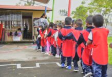 Baja número de niños en nivel básico, ante disminución de nacimientos en México