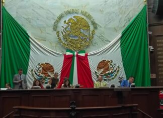 FGE, recipiendario de Presea Suprema Junta Nacional Americana