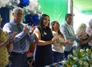 Adriana Campos refrenda su compromiso con la niñez michoacana y la educación pública