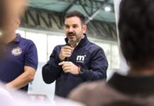 Promueve Yankel Benítez prevención y capacitación con entrega de mochilas de emergencia
