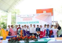 Vicente Gómez apadrina a niñez y juventud de todos los niveles educativos del distrito XIX en sus graduaciones