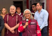 Inaugura diputada Emma Rivera Centro de Credencialización de Morena en Zitácuaro