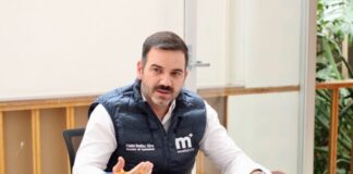 Yankel Benítez fortalece comunicación con vecinas y vecinos de Fresnos y Las Arboledas