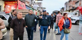 Encabeza Yankel Benítez operativo de ordenamiento en Mercado de Abastos