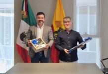 Recibe Yankel Benítez a embajador de Colombia