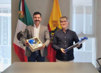 Recibe Yankel Benítez a embajador de Colombia