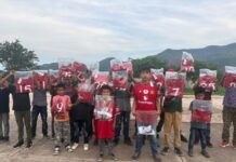 Vicente Gómez respalda el deporte en el Distrito XIX