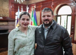 Se reúne Brissa Arroyo con Secretario de Gobierno, Raúl Zepeda