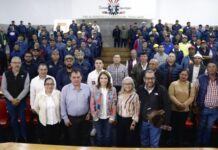 Reconocen trabajadores lucha progresista de Fabiola Alanís