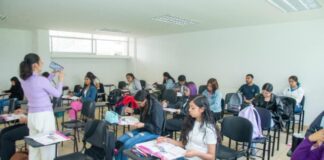 Histórico crecimiento de matrícula en Idiomas durante la gestión de Yarabí Ávila