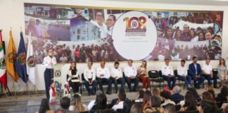 Vivan la Universidad orgullosos de su historia, manifiesta Yarabí Ávila ante estudiantes zamoranos