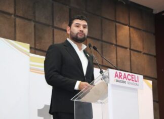 “Reconoce Octavio Ocampo la trayectoria y compromiso social de la senadora Araceli Saucedo en su Primer Informe Legislativo”