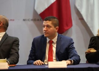 Revisa Vicente Gómez proceso de transición de magistraturas electas