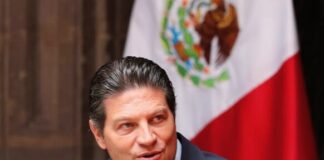 Presenta Alfonso Martínez temporada de festivales de Morelia