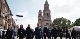 Espectacular desfile en honor a Morelos, corona el programa patrio en Morelia